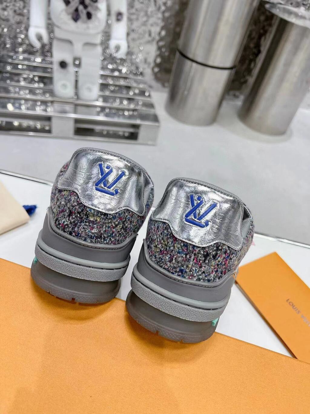LV Trainer Grey Multicolor