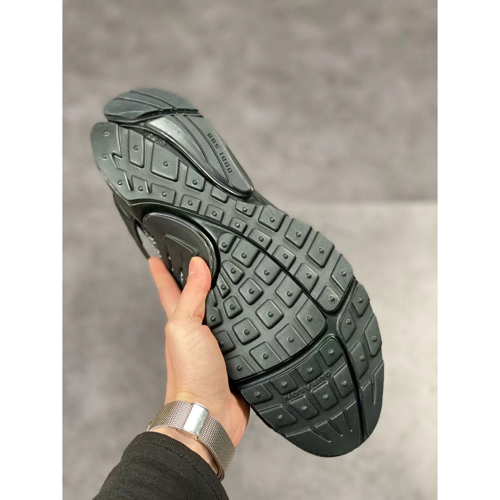 AP x OFF WT 'Black'