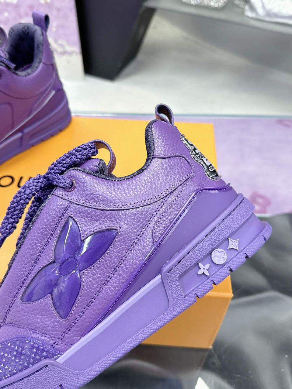 LV Skate Violet