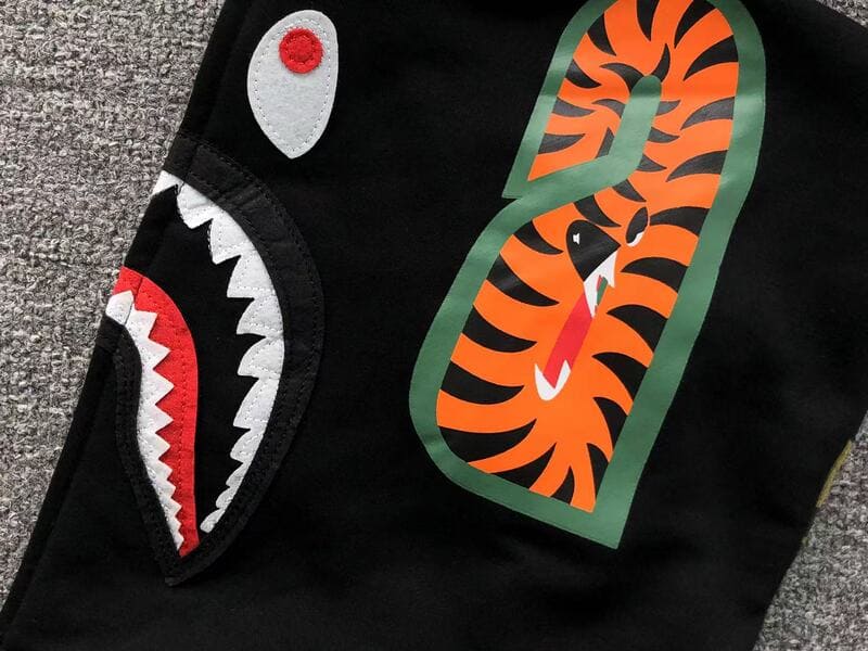 Hoodie BP Shark Zip Black