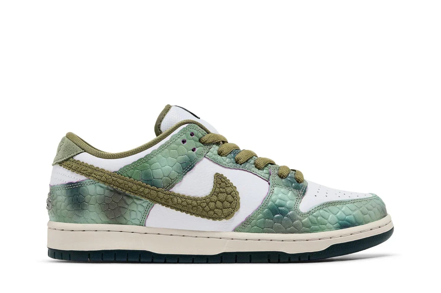 Dunk Sb x Alexis Sablone Chameleon Green