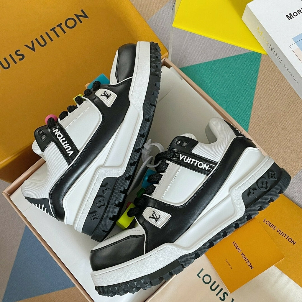 LV Trainer Maxi Black