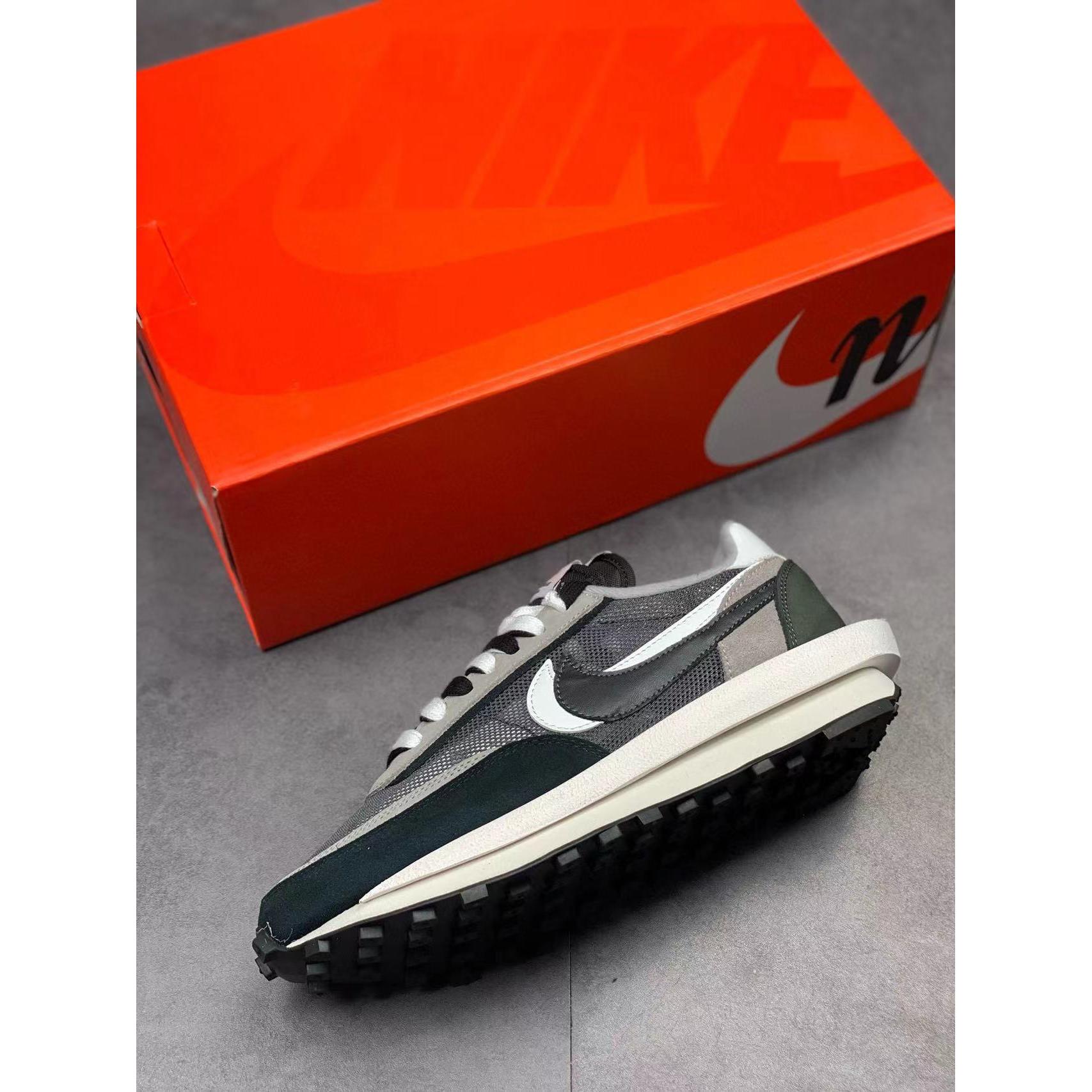 Sacai x LDWaffle 'Black'