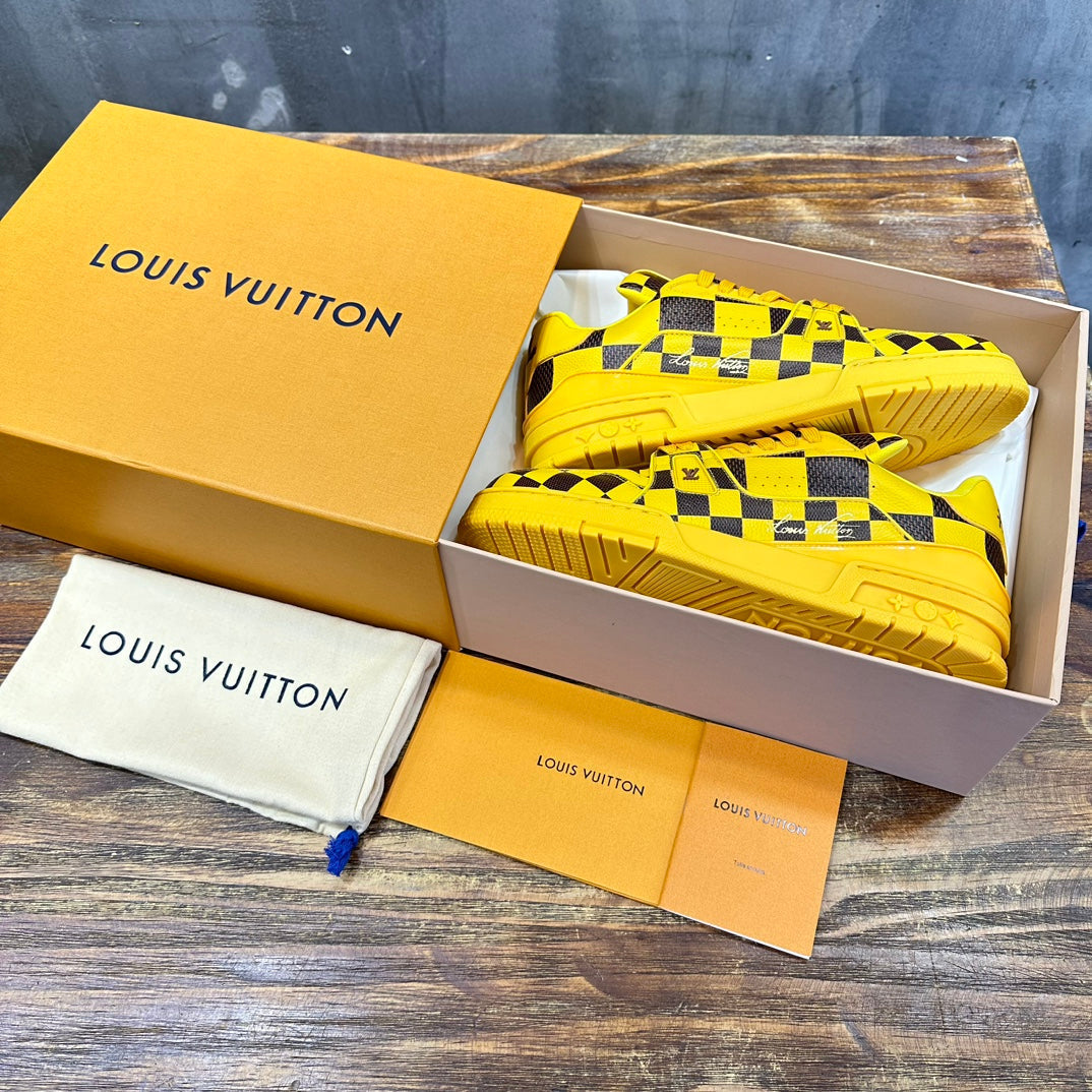 LV Trainer Sneaker Damier Pop