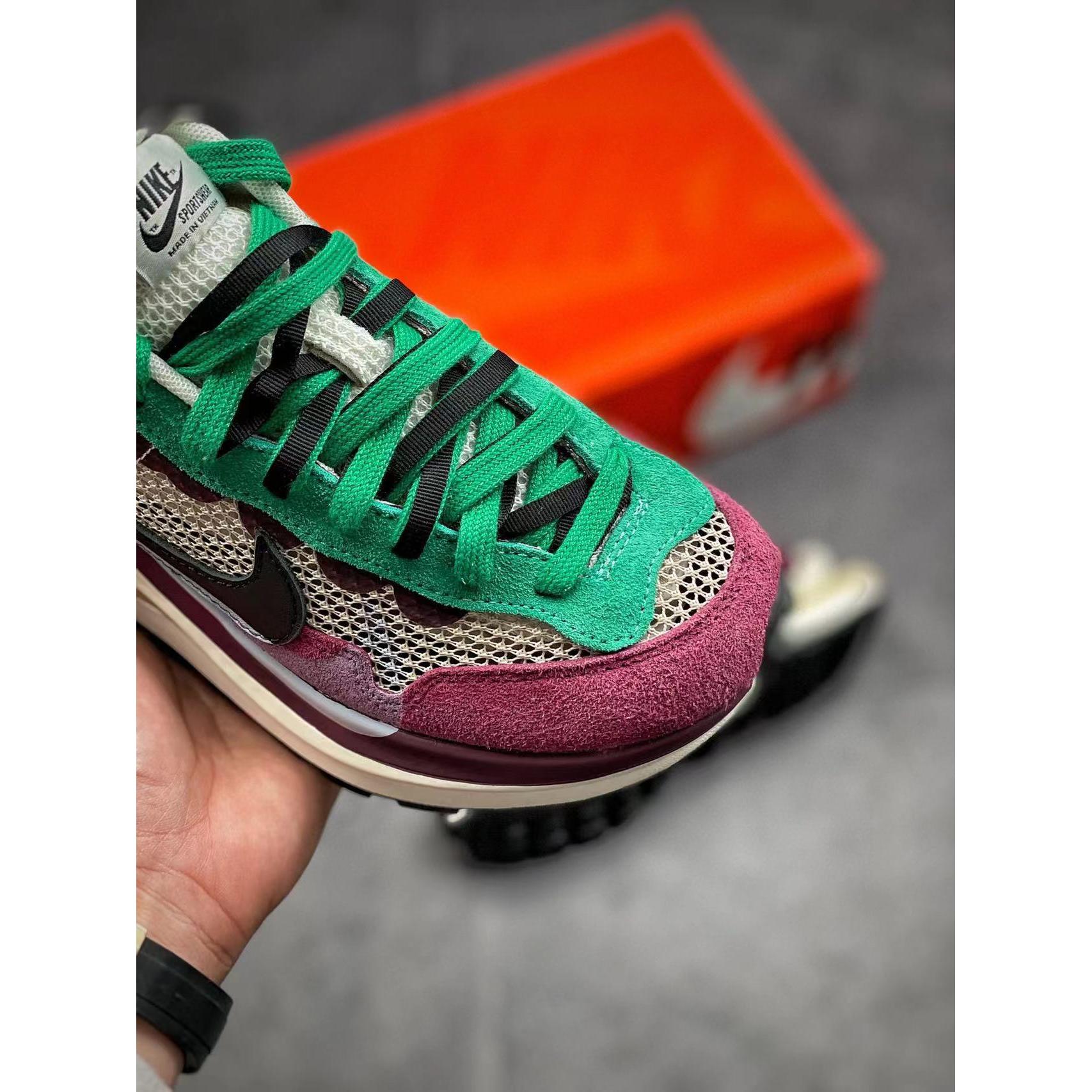 Sacai x VaporWaffle SP 'Villain Red'