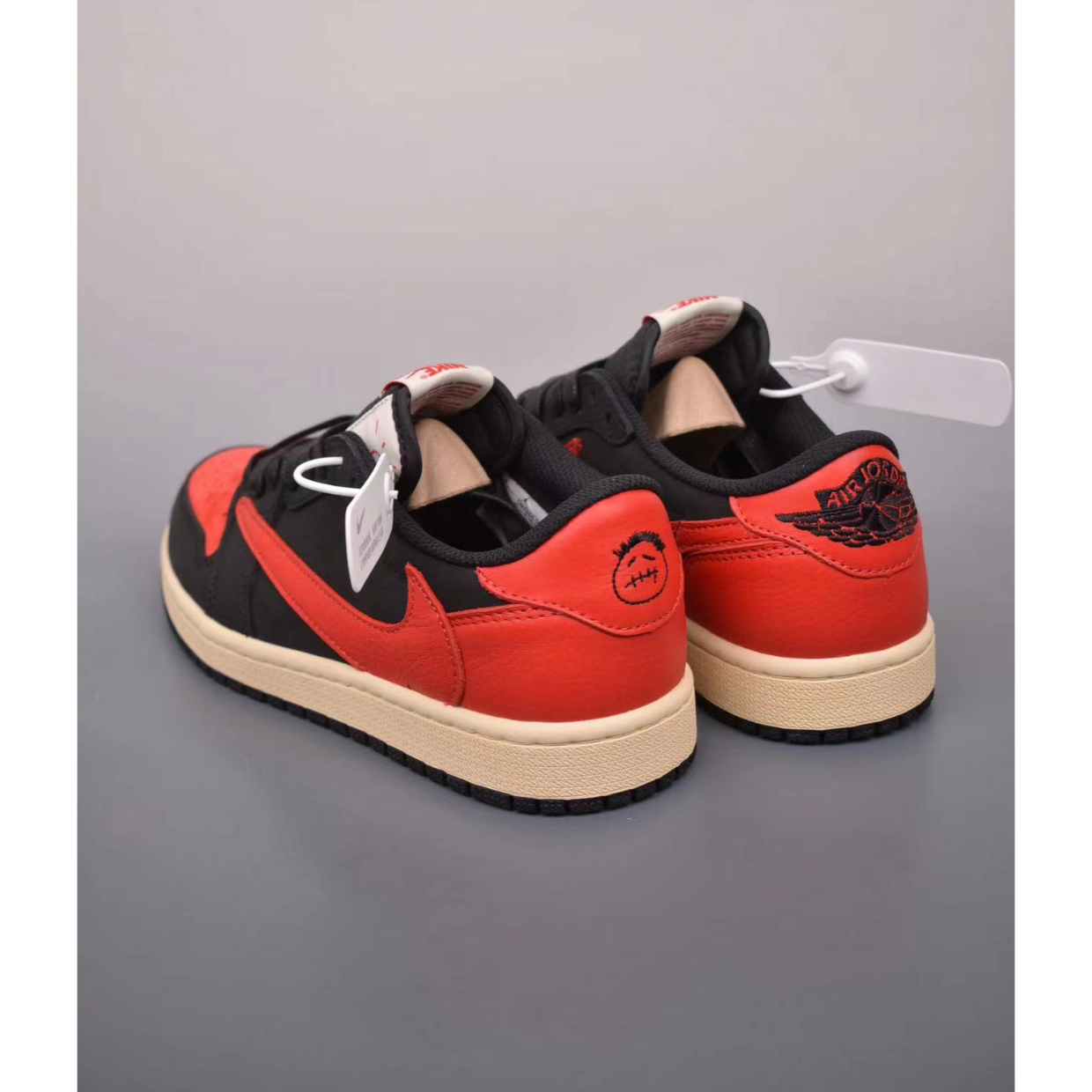 AJ 1 Retro Low x Travis Scott 'Bred' Customs