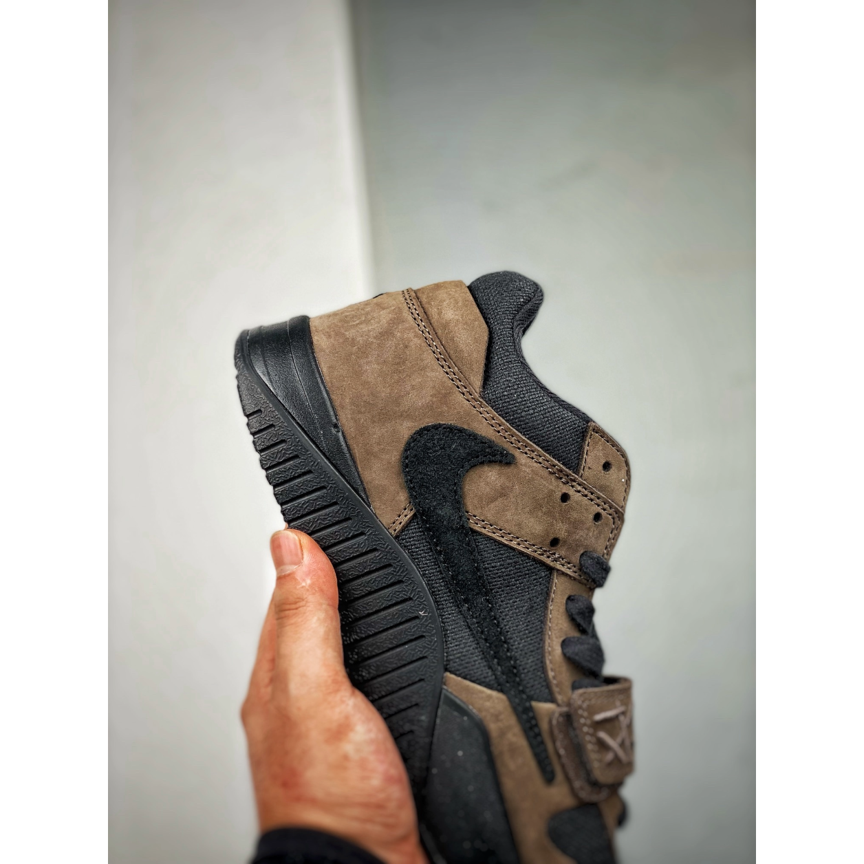 Jumpman x Travis Cut The Check 'Mocha'
