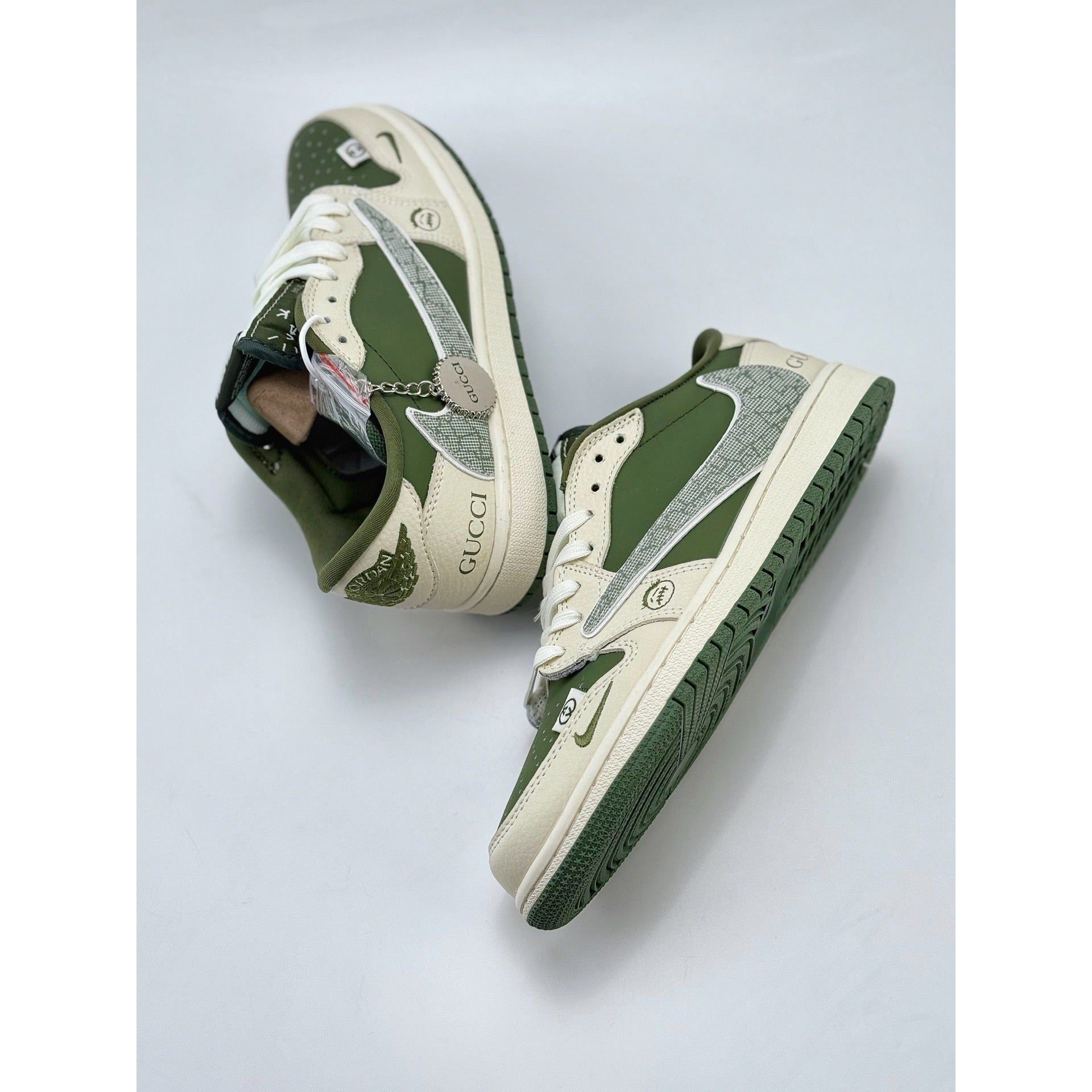 AJ 1 Retro Low x Travis 'Gucc' Customs