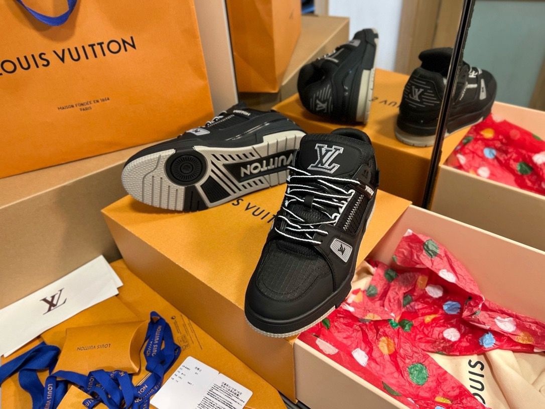 LV Trainer Ski Black