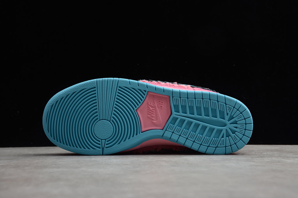 SB Dunk Low GD Bears Opti Pink