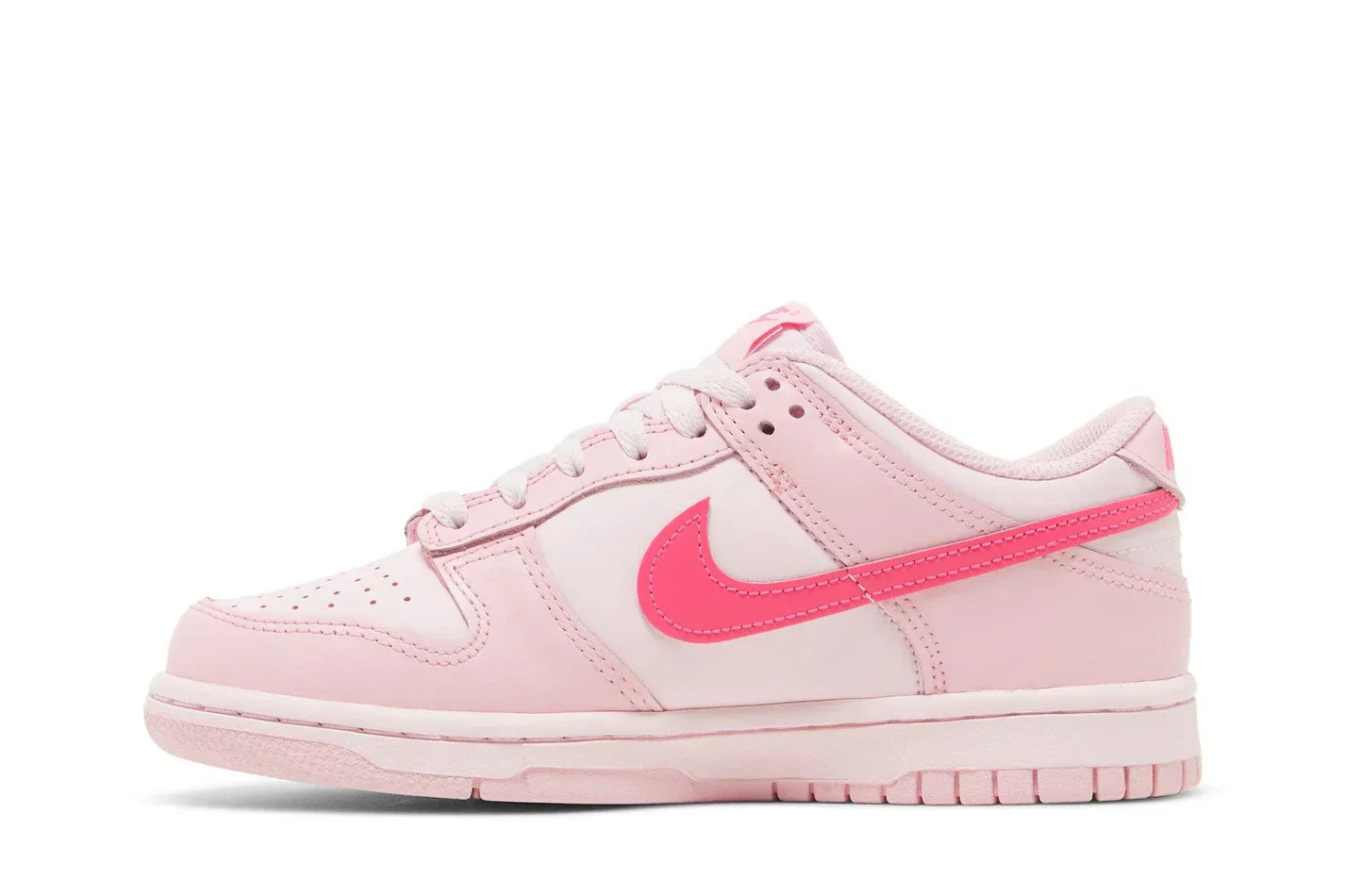 Dunk Low Triple Pink