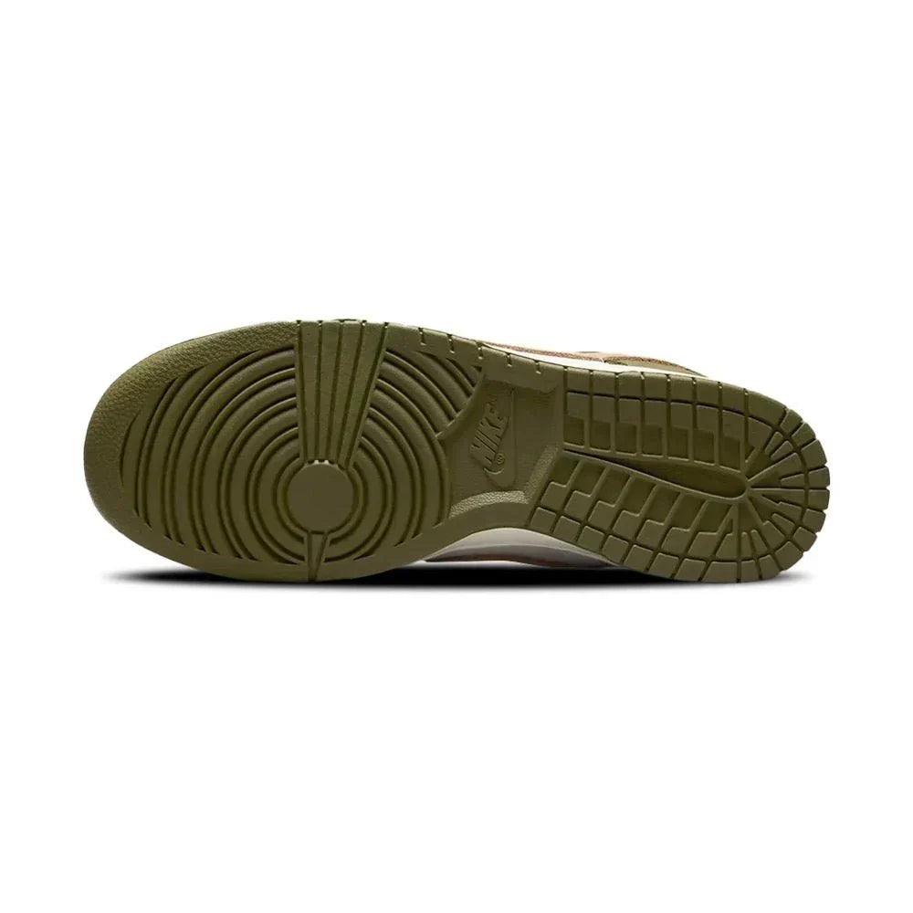 Dunk Low Medium Olive Hemp Green