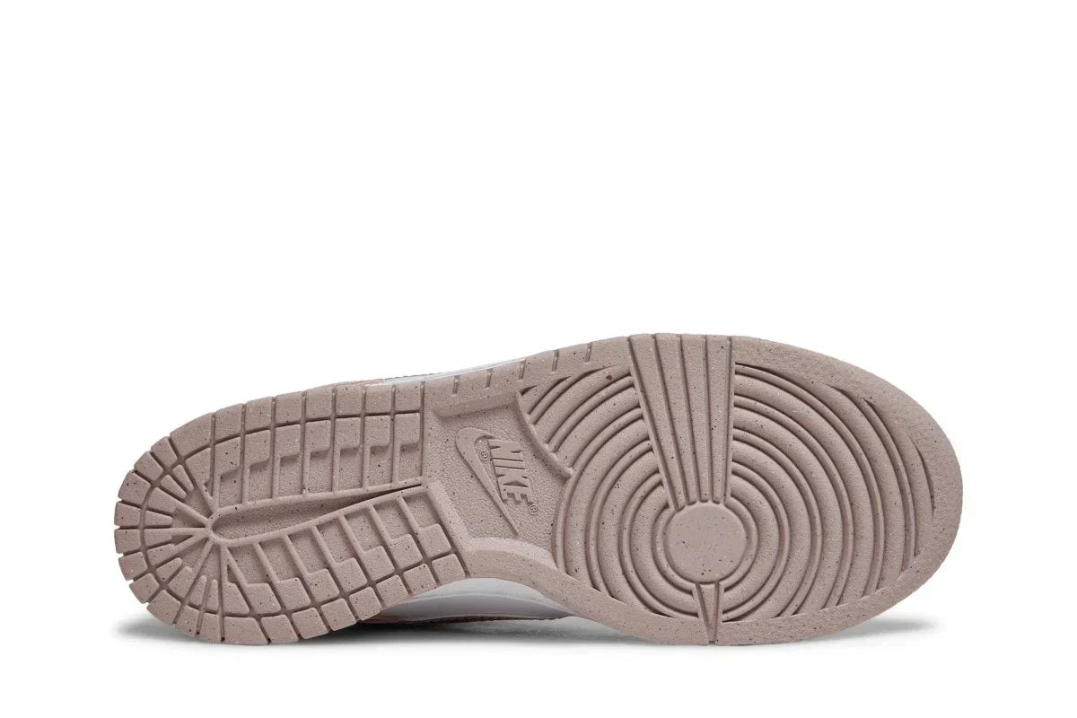 Dunk Low Pink Velvet