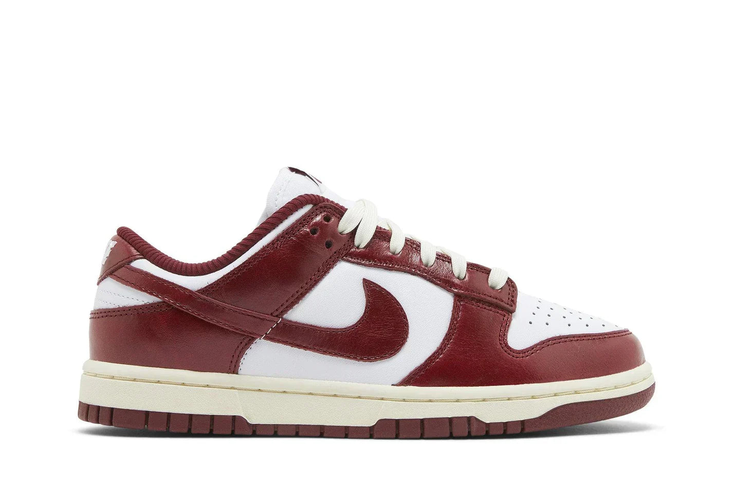 Dunk Low PRM Vintage Team Red