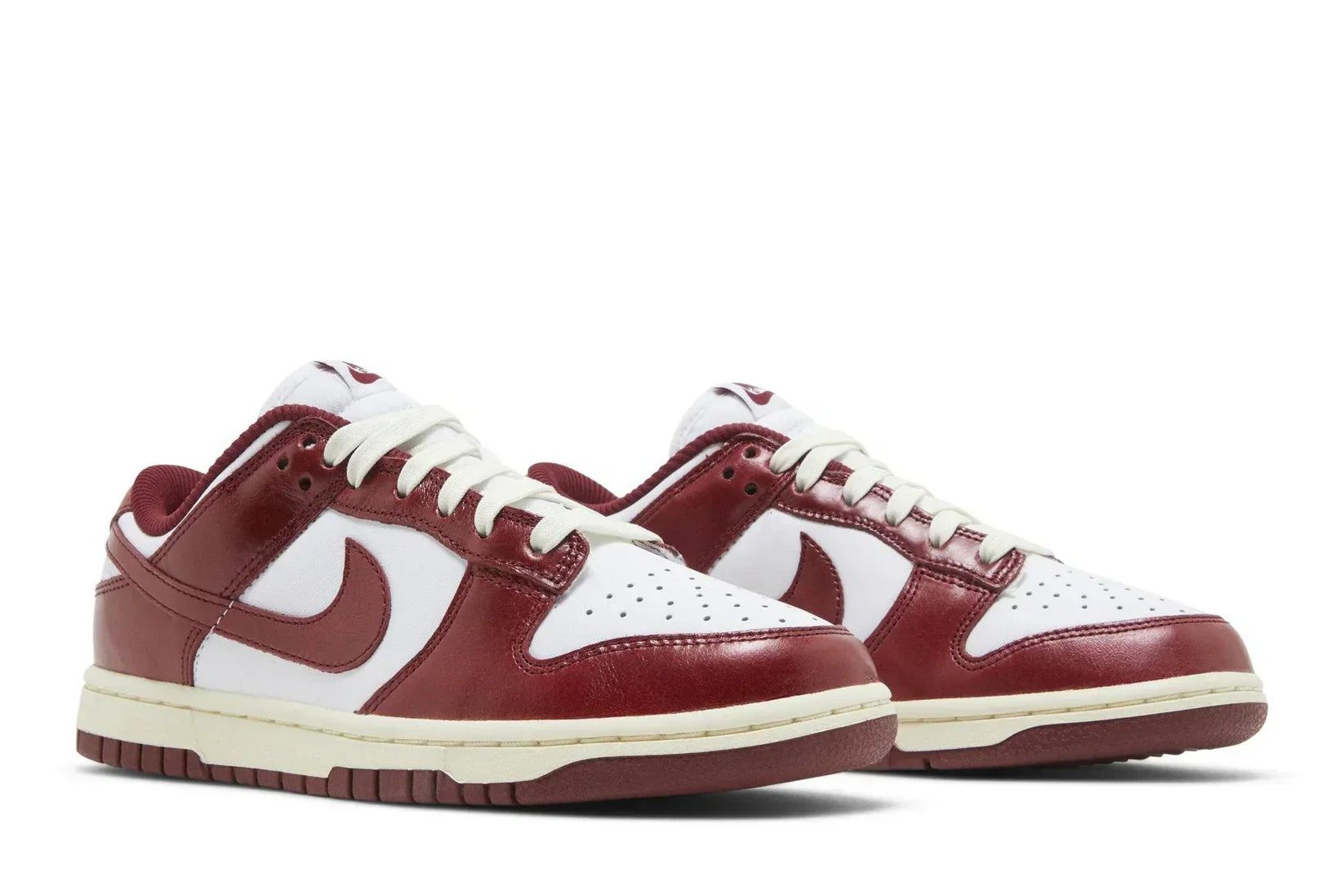 Dunk Low PRM Vintage Team Red