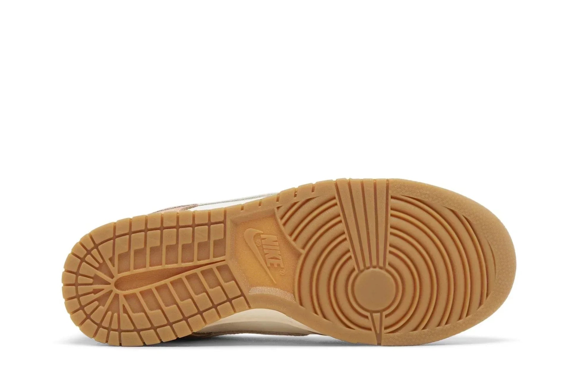 Dunk Low SE Australia Brown